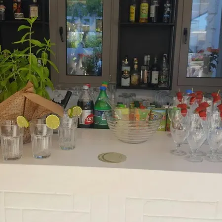 Ξενοδοχείο με διαμερίσματα Minoa 3*